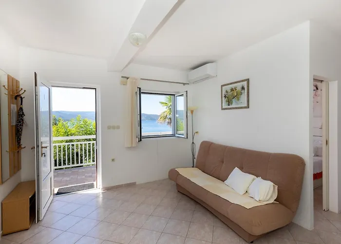 Strandhaus Vesna Eg 3 公寓 克勒克
