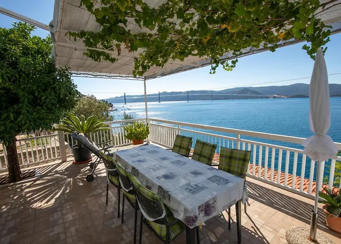 Strandhaus Vesna Eg 3 * קלק