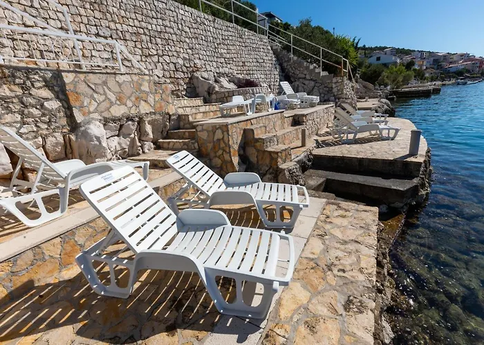 Strandhaus Vesna Eg 3 Апартаменты *
