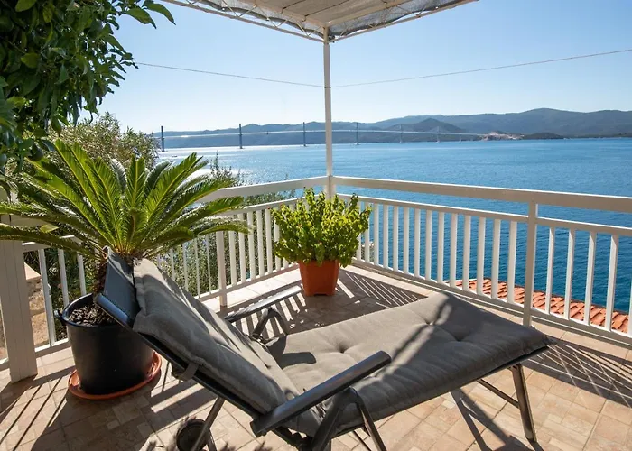 Strandhaus Vesna Eg 3 * קלק